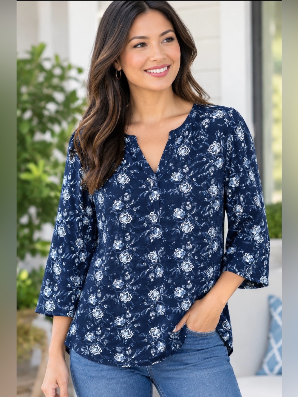 H&M V-Neck Blouse Blue & White 2XL Plus
